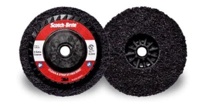 Scotch-Brite™ Clean and Strip XT Pro
