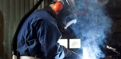welder wearing 3M Speedglas Welding Helmet 9100 MP
