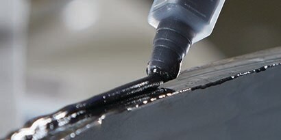 applying seam sealer prior to joining panels
