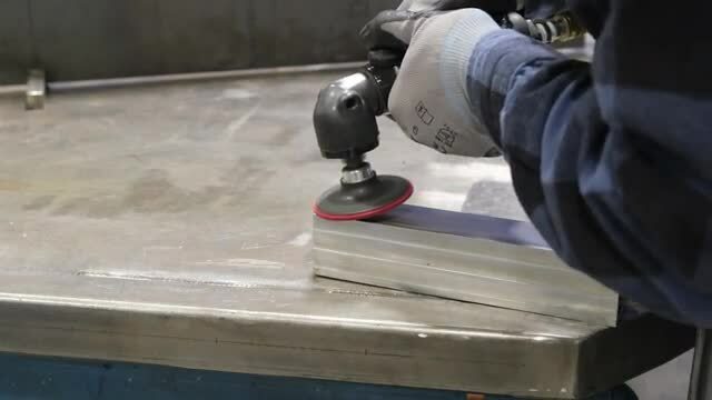 Product Demo: Scotch-Brite™ Clean and Strip XT Pro Extra Cut
