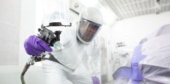 Experience the incredible lightweight of 3M™ Performance Spray Gun
