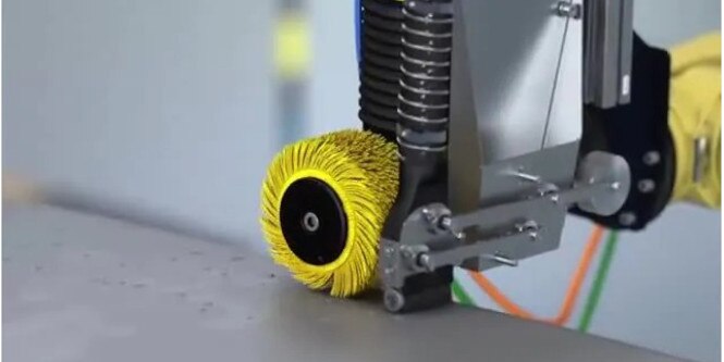 Robotic brazed weld finishing animation
