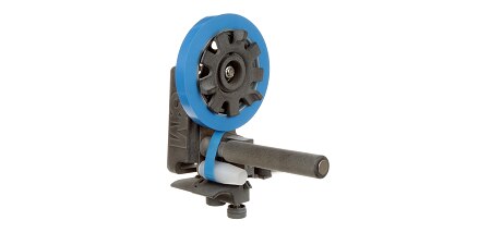 3M™ Adjustable Paint Masking Applicator left-handed tool for use on side roofline between pillars A and C.
