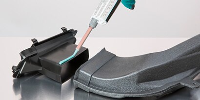 Applying industrial glue in a small joint assembly
