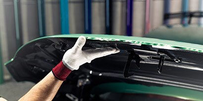 protection wrap film applyed to edge of a car
