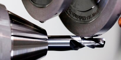 Rotary tool outer diameter grinding application
