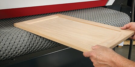 Sanding applications for woodworking. 3M.
