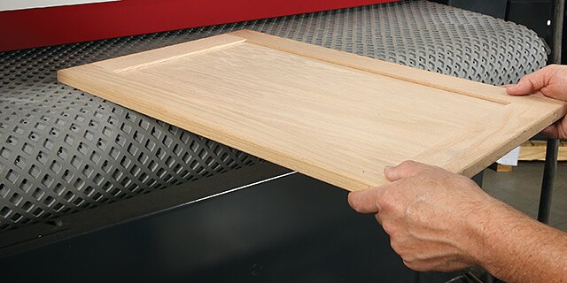 Sanding applications for  woodworking. 3M.
